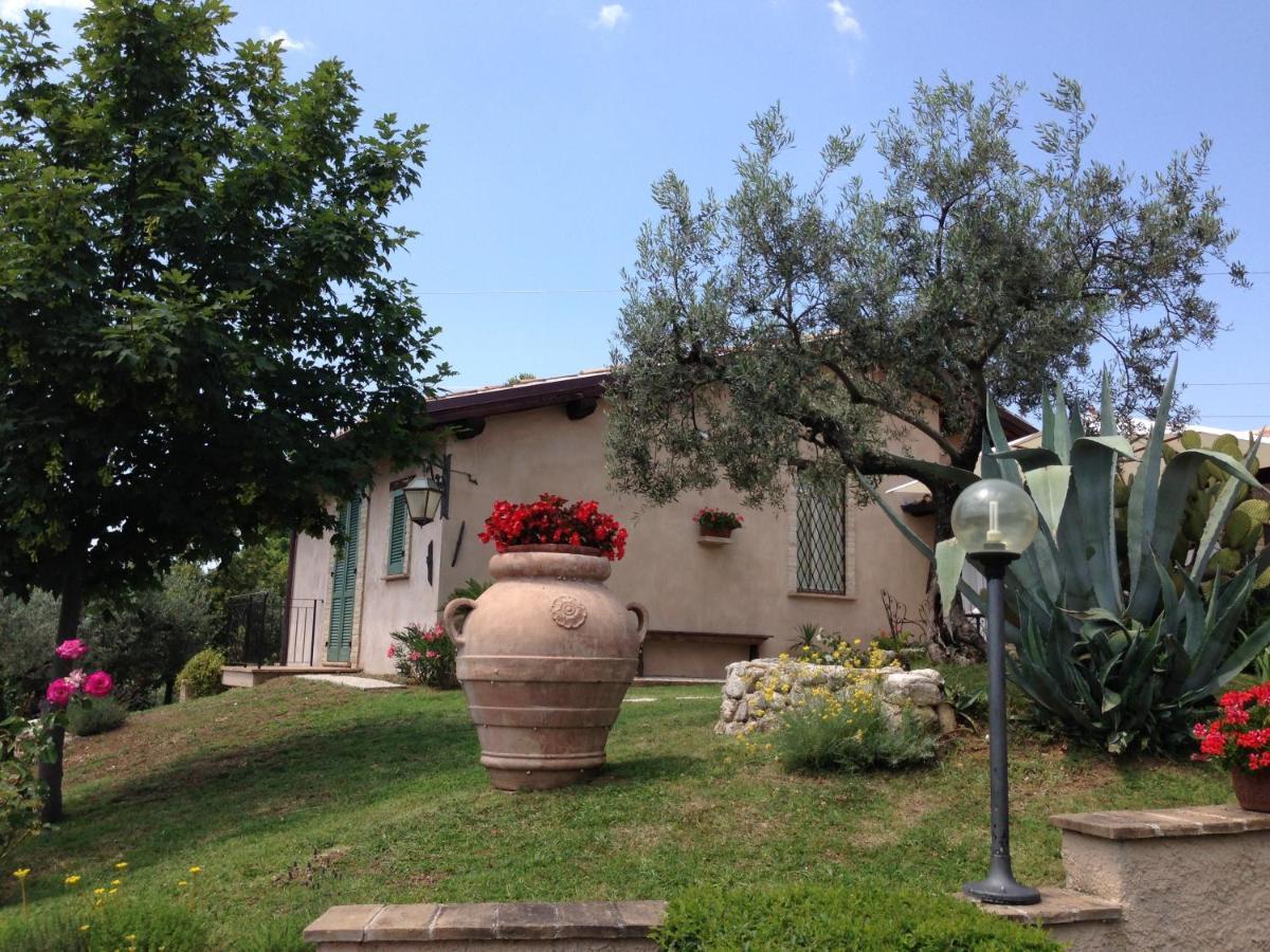 Agriturismo Collerisana Spoleto Exterior photo